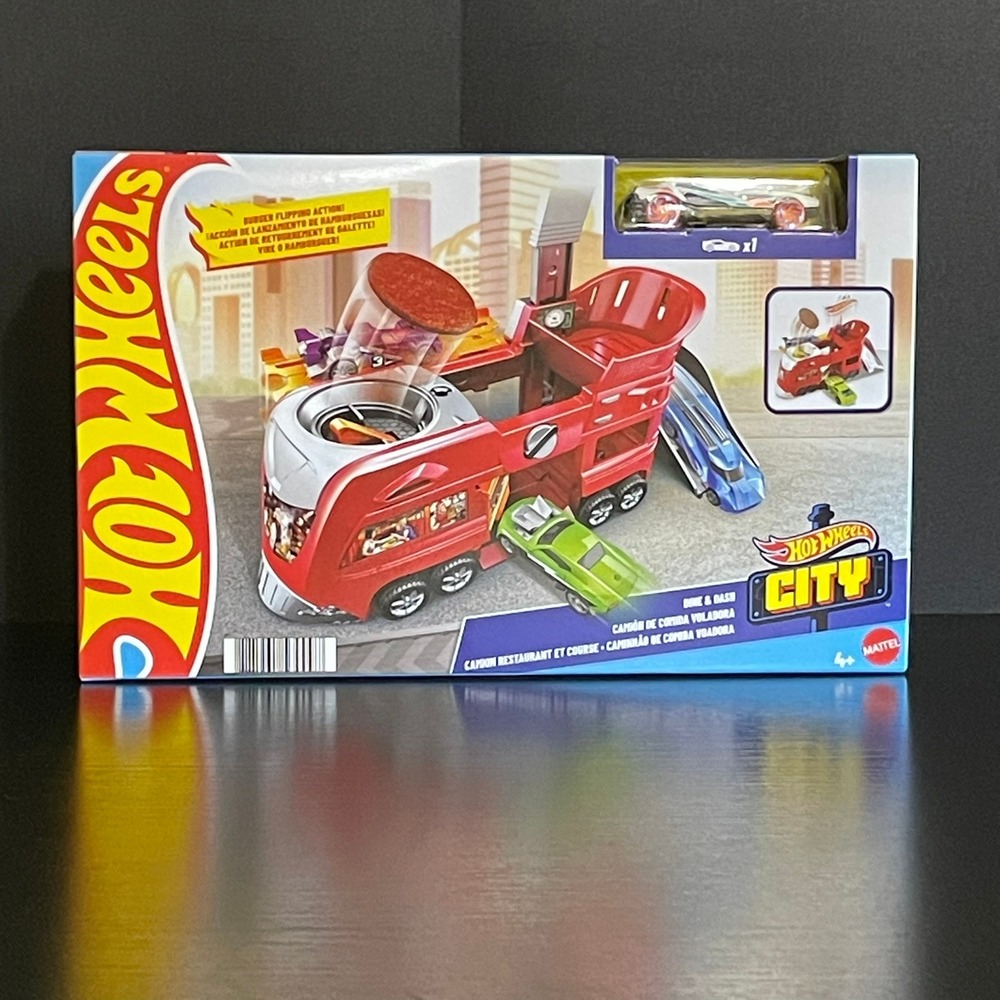 Hot Wheels City Dine & Dash Playset Kids Unisex Red New Food Truck Track Set